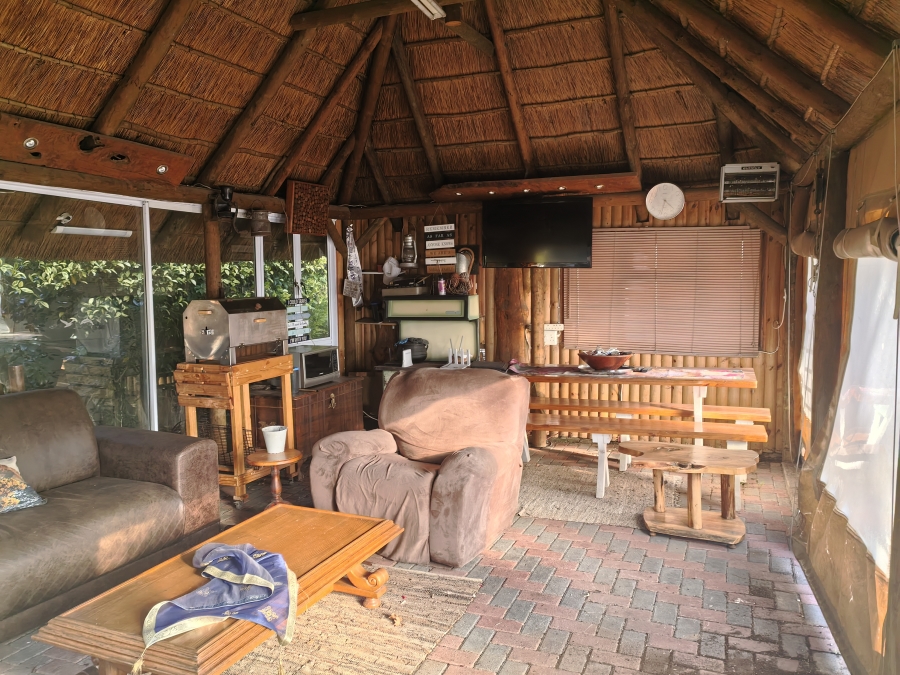 4 Bedroom Property for Sale in Azalea Park Eastern Cape